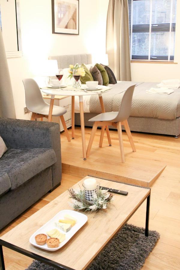 Lovely Studio Apartment With Access For Wheel-Chairs In Sydenham Лондон Екстер'єр фото