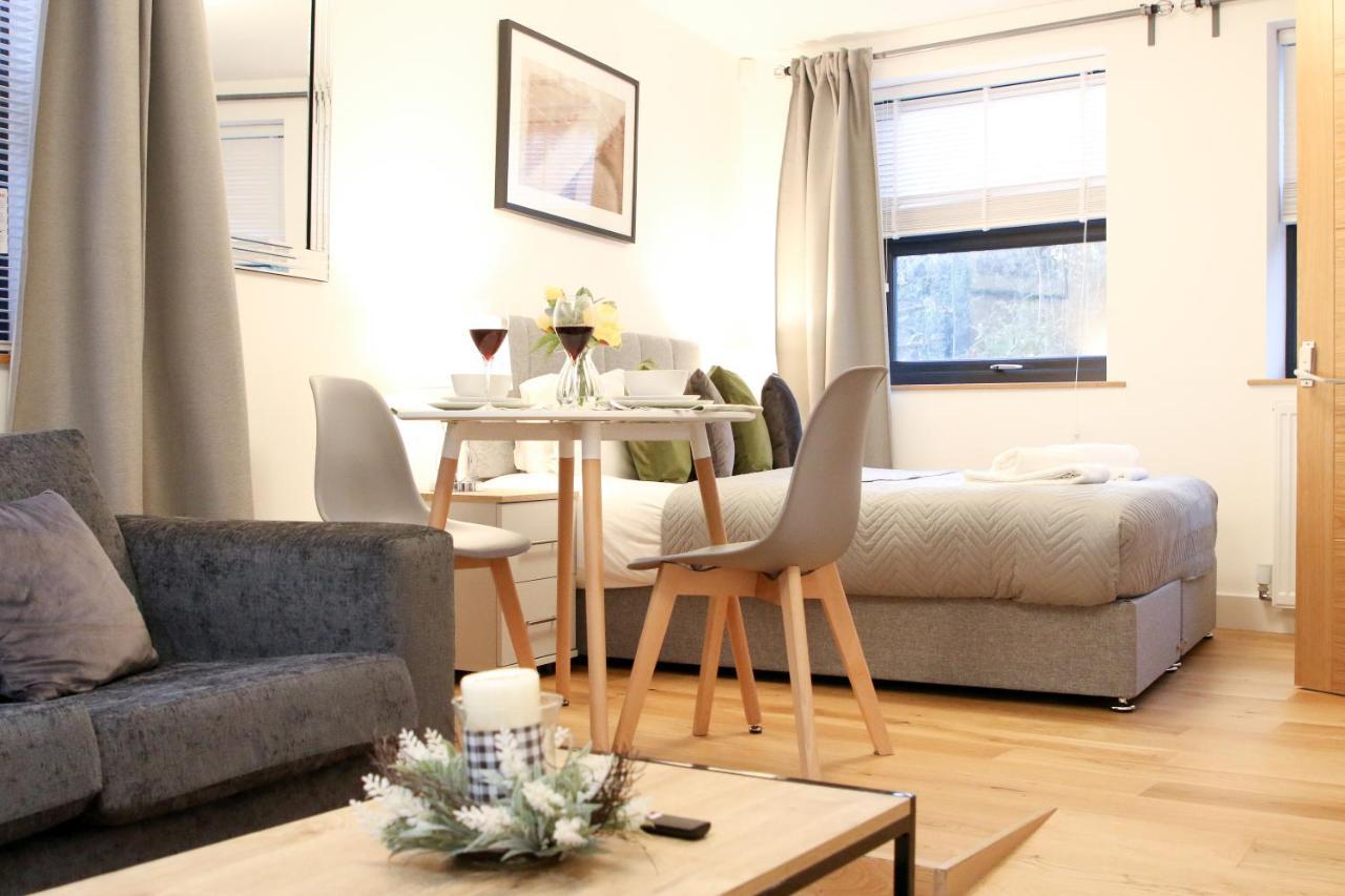 Lovely Studio Apartment With Access For Wheel-Chairs In Sydenham Лондон Екстер'єр фото