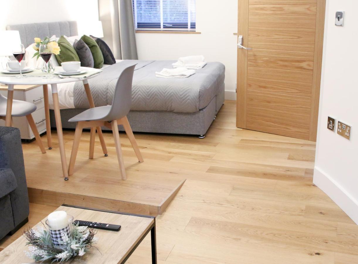 Lovely Studio Apartment With Access For Wheel-Chairs In Sydenham Лондон Екстер'єр фото