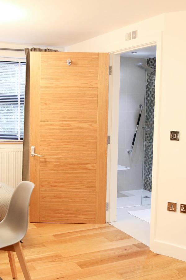 Lovely Studio Apartment With Access For Wheel-Chairs In Sydenham Лондон Екстер'єр фото